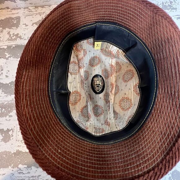 campus hats smartly fashioned corduroy fadora - Picture 3 of 4